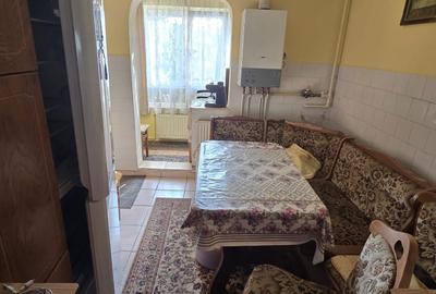 Apartament cu 2 camere decomandat în Central - 1