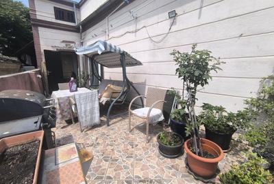 Casă individuală cu 5 camere cu Canalizare în Ultracentral - 1