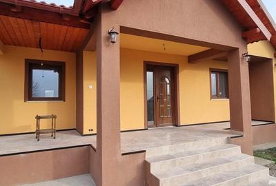 Casă cu 3 camere cu Teren 750 Mp în Vinga - 8