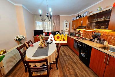 Apartament cu 4 camere decomandat, mobilat în Central - 2