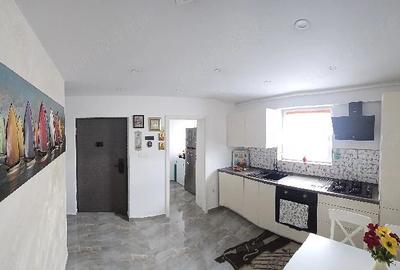 Apartament cu 3 camere nedecomandat în Apărătorii Patriei - 2