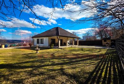 Casă individuală cu 2 camere cu Canalizare în Hipodrom 1 - 7