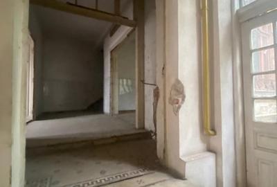 SE VINDE FOSTA CLINICA NECESITA RENOVARE IN ZONA CENTRALA FOISORUL DE FOC - 2