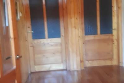 Casă cu 5 camere cu Teren 2345 Mp în Breaza