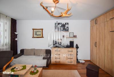 Apartament cu 3 camere decomandat în Simeria - 9