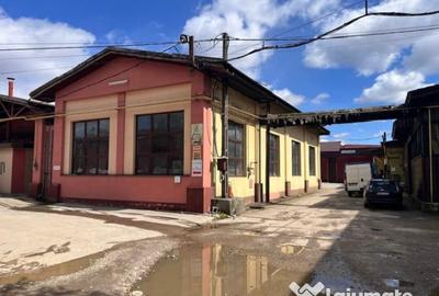 Spațiu comercial, de 600 mp, în Central - 13
