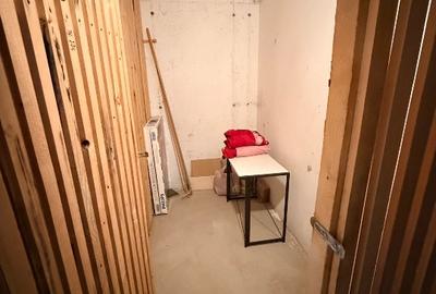 Apartament cu 2 camere decomandat în Tractorul - 11