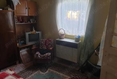 Casă cu 6 camere cu Teren 125 Mp în Central - 9