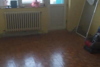 Apartament cu 2 camere semidecomandat în Calea Galați - 1