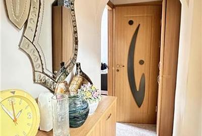 Apartament cu 4 camere decomandat în Central - 4