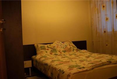Apartament cu 3 camere decomandat în Gara de Nord