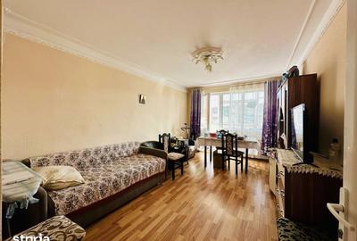 Apartament cu 3 camere decomandat în Alexandru cel Bun - 2