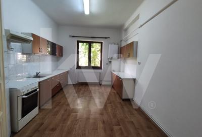 Birou, de 110 mp, în Central - 4