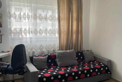 Garsonieră decomandată în Stoina - 4