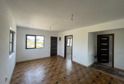 Casă individuală cu 3 camere cu Canalizare în Clinceni - 5