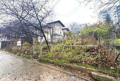 Casa in Slatina Str. Pitesti cu 1172 mp teren - 1