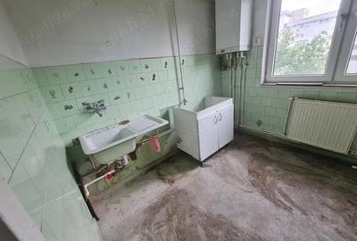 Apartament cu 3 camere semidecomandat în Independenței - 5