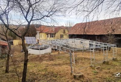 Casă cu 4 camere cu Teren 1683 Mp în Feleacu