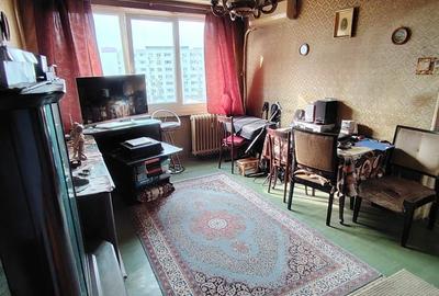 Apartament cu 3 camere semidecomandat în Colentina - 2