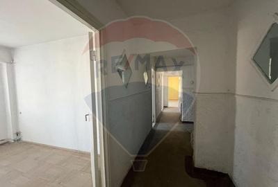 Apartament 4 camere in zona Piata - 6