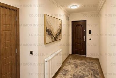 Apartament cu 3 camere decomandat în Tractorul - 1