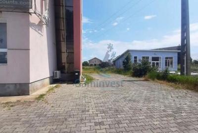 Spațiu comercial, de 48 mp, în Central