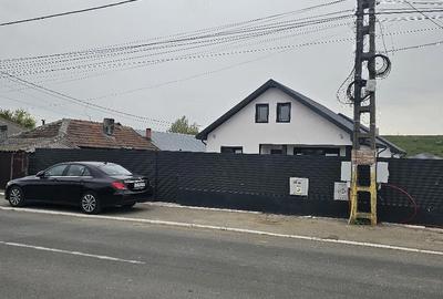 Casă cu Teren 350 Mp în Valu lui Traian - 1