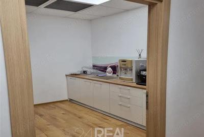 Spațiu comercial, în Aviației - 9