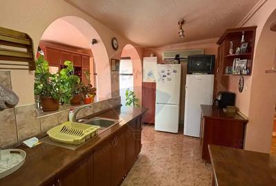 Casă cu 3 camere cu Teren 195 Mp în Mediaș - 16