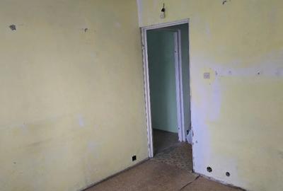 Apartament cu 2 camere semidecomandat în Micro 15 - 10