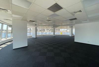 Birou, de 376 mp, în Ultracentral - 6