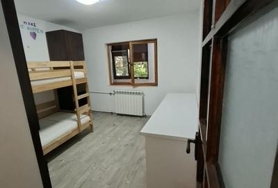 Apartament cu 3 camere decomandat în 9 Mai - 7
