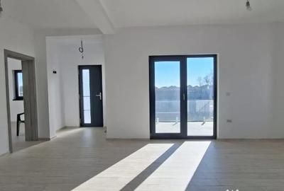 Casă cu 3 camere cu Teren 270 Mp în Nord - 9