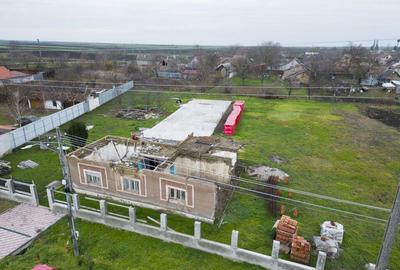 Teren intravilan cu fundatie inceputa si materiale - 4