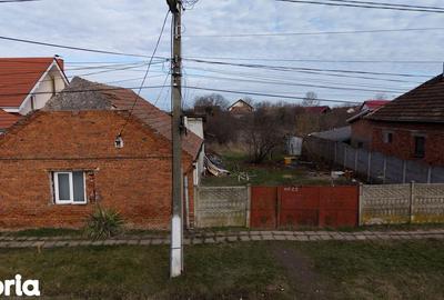 Teren de 1439 mp, în Slatina-Timiș