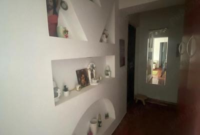 Apartament cu 3 camere nedecomandat în Central - 1