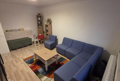 Apartament cu 2 camere decomandat în Titan - 2