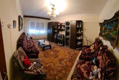 Apartament cu 3 camere decomandat în Exterior Vest - 6