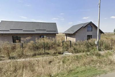 2000 mp + 2 constructii 6x10m - 2