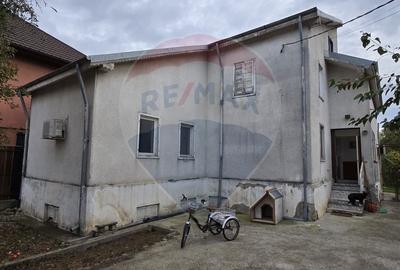 DE VANZARE Casa / Vila cu 6 camere in Popesti-Leordeni - 34