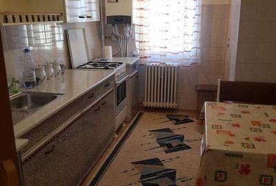 Apartament cu 3 camere decomandat în Central - 2