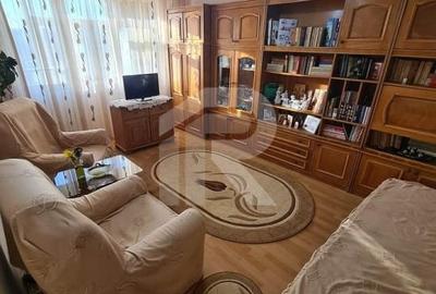 Apartament cu 3 camere decomandat, mobilat în Giurgiului