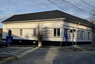 Casă în Central - 1