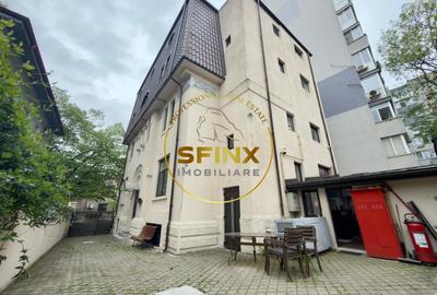 Casă individuală cu 17 camere cu Canalizare în Victoriei - 1