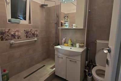 Vanzare apartament 2 camere - Podu Ros - 2