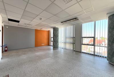 Spatii  de birouri / 190-350 mp / in cladire noua cu paza - 2