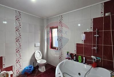 Casă cu 6 camere cu Teren 1000 Mp în Sfântu Ilie - 44