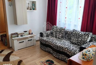 Apartament cu 3 camere semidecomandat, mobilat în Micro 19 - 10
