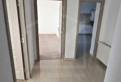 Apartament cu 3 camere decomandat în Central - 4