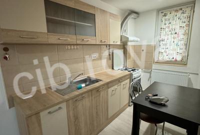 Garsoniera Sos. Colentina 70,vizavi de scoala 39,la 3 min. Mc Donald's - 5